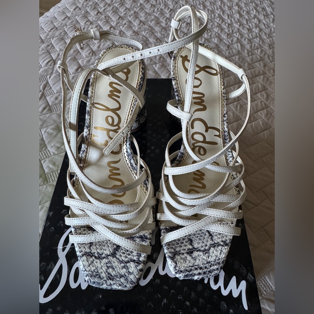 Sam Edelman Women’s Yancy Ankle Strap Sandal